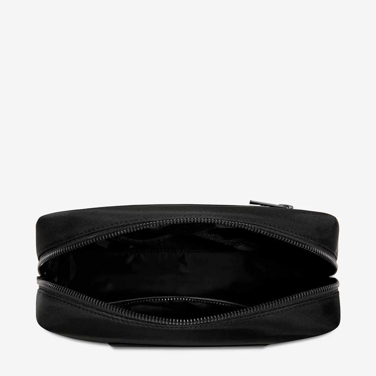 Hunter Recycled Toiletry Bag Medium - Black - The Stockroom NZ